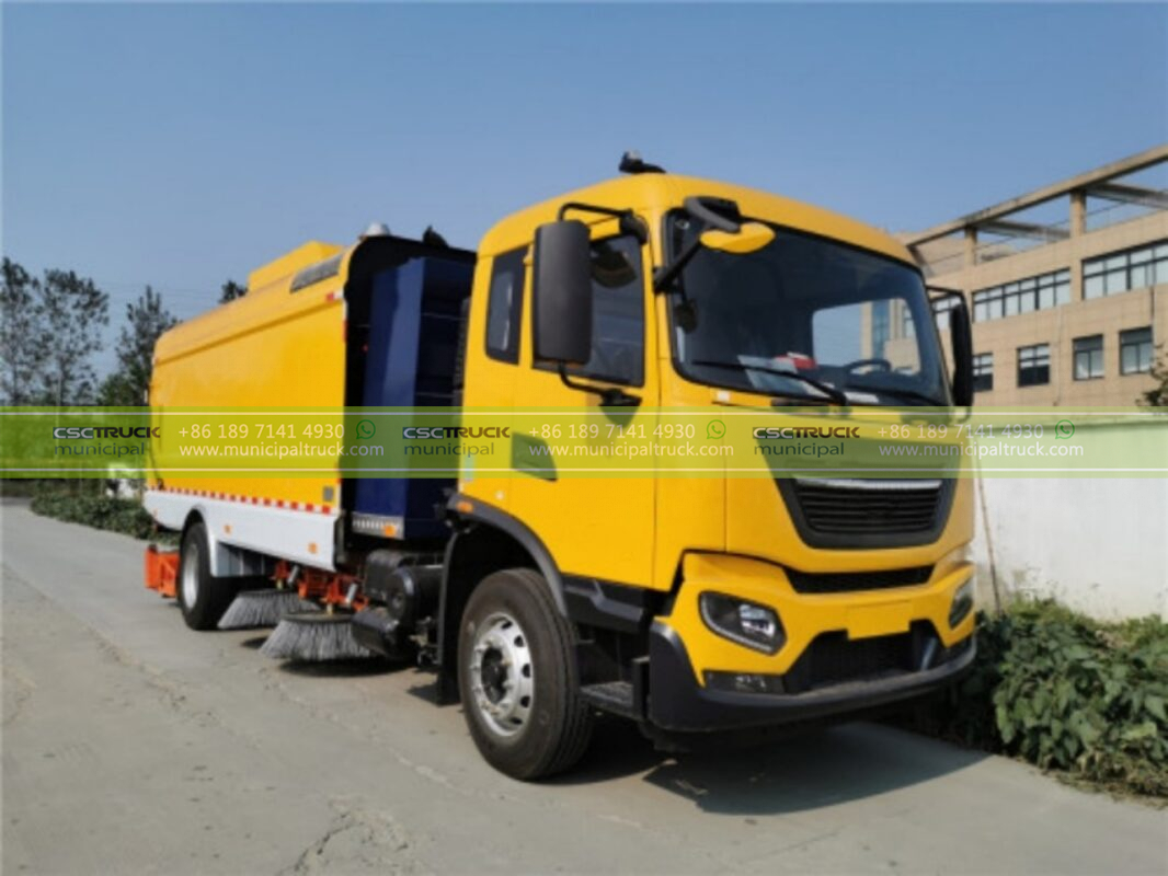 Airport Sweeper Truck