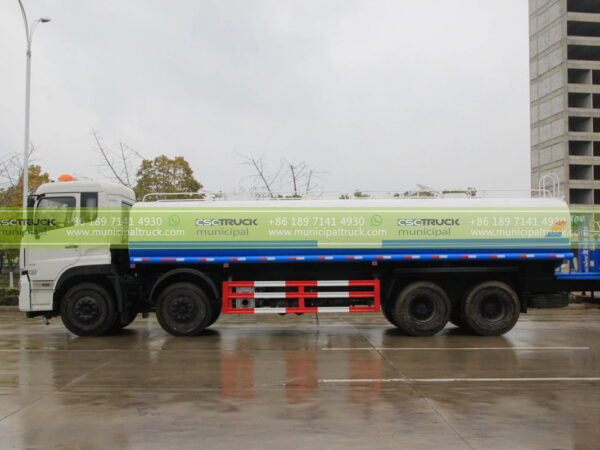 DONGFENG 30000 Liter Road Sanitation Water Sprinkler Truck Water Tanker