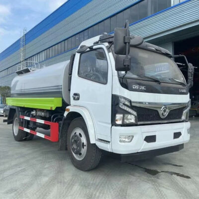 DONGFENG 8000 Liter Water Tanker Sprinkler Truck