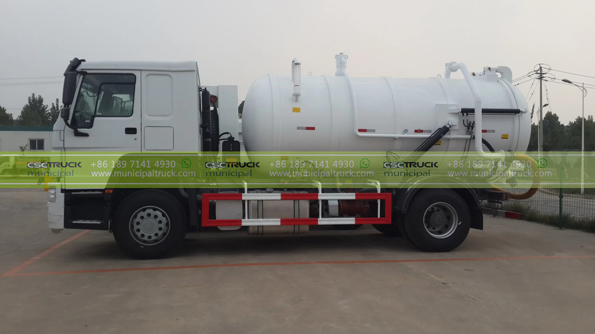 HOWO 12000 Liter Sludge Sewer Suction Vacuum Truck Container