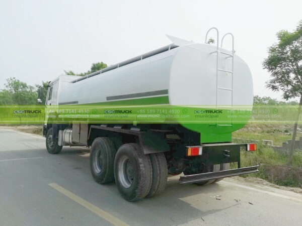 HOWO 30 Ton Sprinkler Water Tank Truck BackDetails