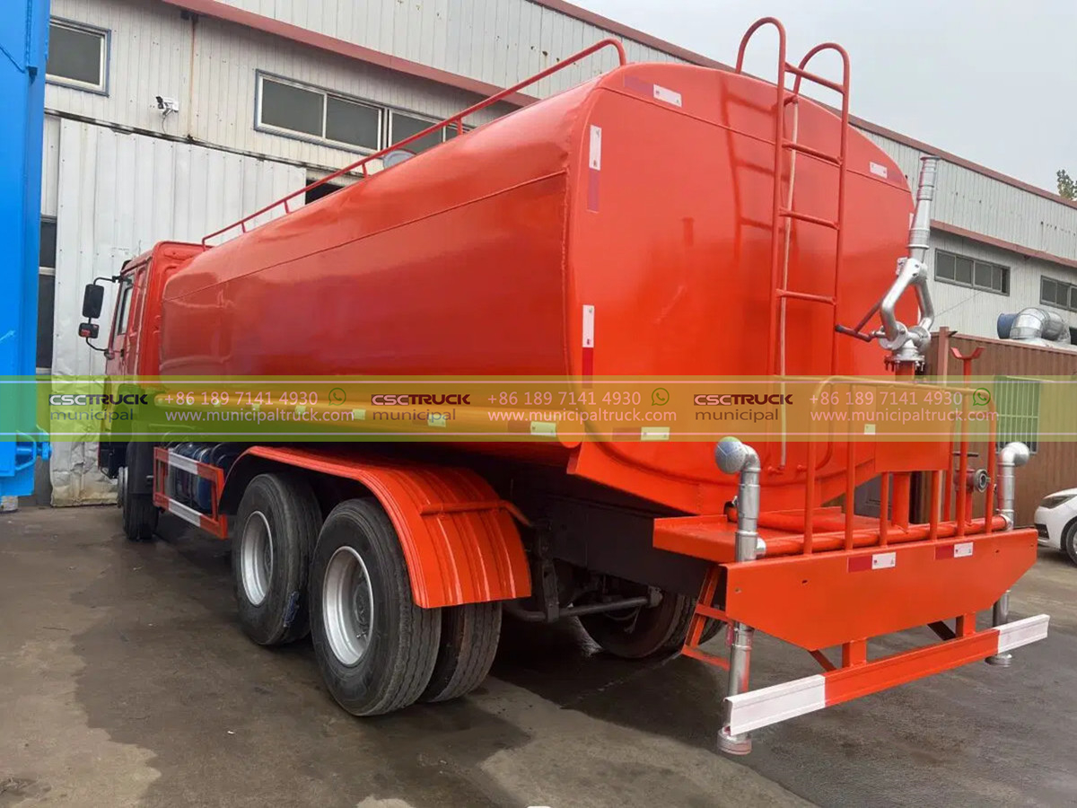 HOWO 30 Ton Water Spray Bowser Tanker Truck Back HOWO 30 Ton Water Spray Bowser Tanker Truck Back