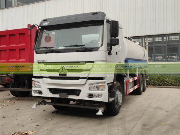 HOWO 30 Ton Water Sprinkler Tank Truck Head