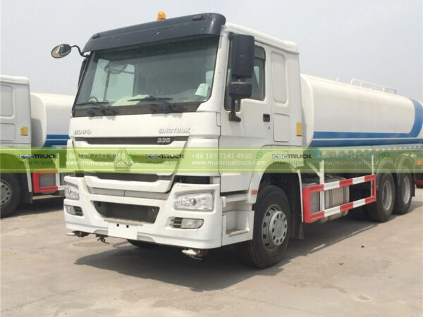 HOWO 30 Ton Water Sprinkler Tank Truck Tractor