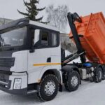 Revolutionizing Waste Handling in the Bahamas: Hook Loader Garbage Trucks Hook Loader Garbage Truck (2)