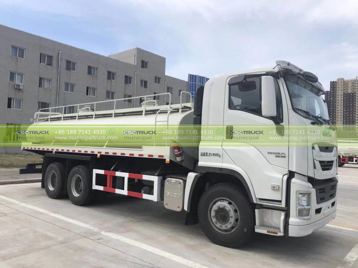 ISUZU 25 CBM Stainless Steel Water Sprinkler Tanker Truck Side Head ISUZU 25 CBM Stainless Steel Water Sprinkler Tanker Truck Side Head
