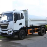 Swift and Effective Waste Removal with Roll Off Garbage Trucks Roll-off garbage truck (4)