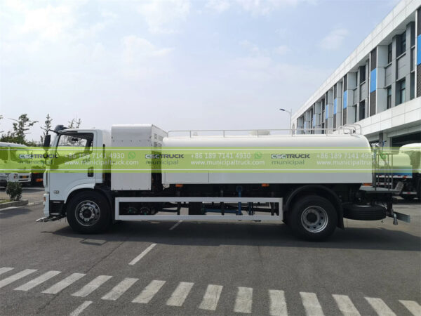 SAIC 10 Ton Electric Road Sprinkler Truck Container