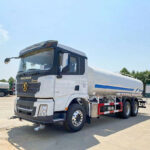 Shacman 30 Ton Water Tanker Sprinkler Truck