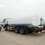 Sinotruk HOWO 20 Ton Water Sprinkler Tanker Truck Tanker