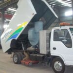Waterless Sweeper Truck (2)