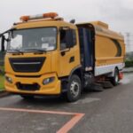 Key Components of an Airport Sweeper Truck for Efficient Runway Maintenance Airport Sweeper Truck (2)
