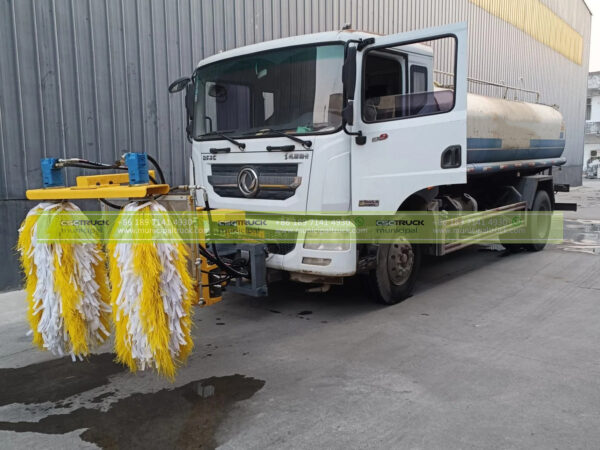 DFAC Brush Guard Fence Cleaner Truck Working