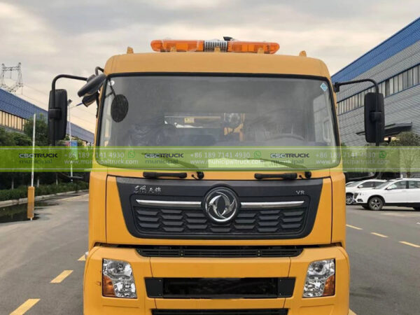 DONGFENG 10 Ton Sewage Vacuum Suction Truck Tractor