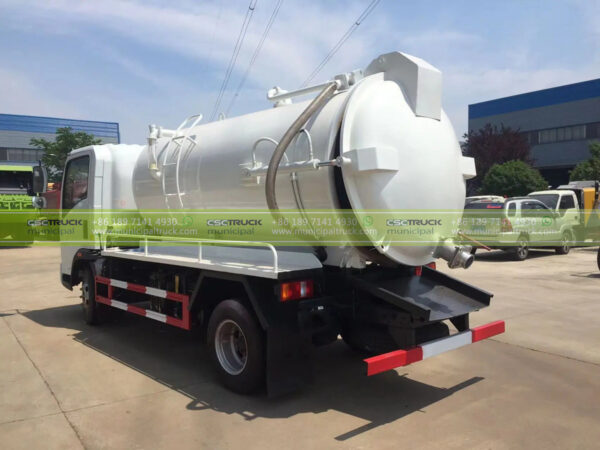 HOWO 20 CBM Sewage Suction Truck with Vacuum Pump Body Back