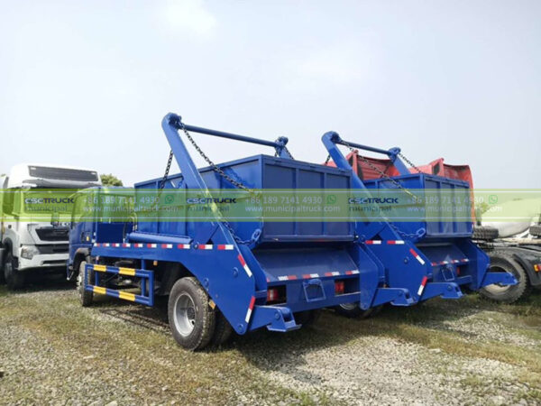 HOWO 5 Tons Skip Loader Collection Truck