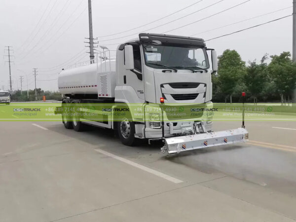 ISUZU GIGA 25 Ton High-Pressure Flushing Street Cleaning Road Sweeper Truck Working