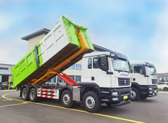 Hook loader garbage truck