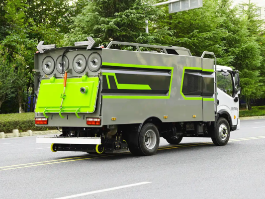 vacuum clean sweeper truck