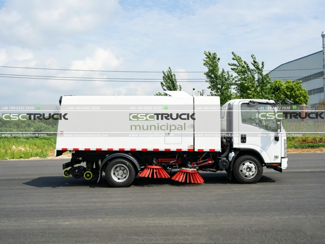 ISUZU 700P 8CBM Street Sweeper Truck