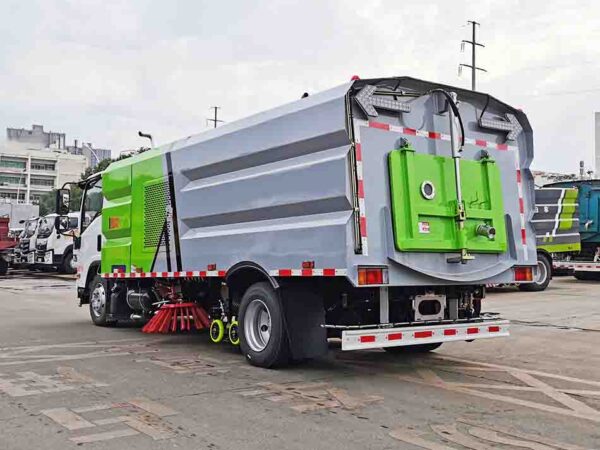 road sweeper truck