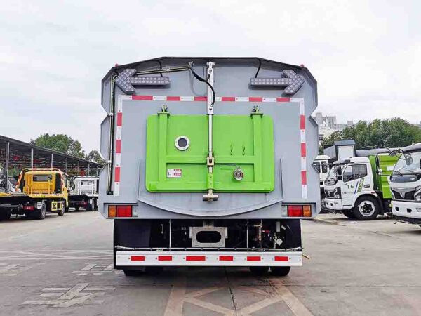 road sweeper truck