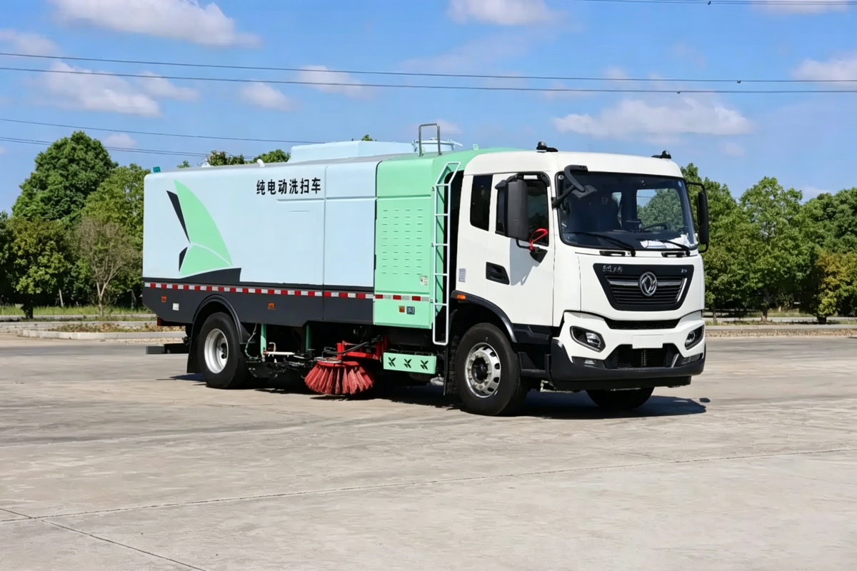 Electric sweeper truck