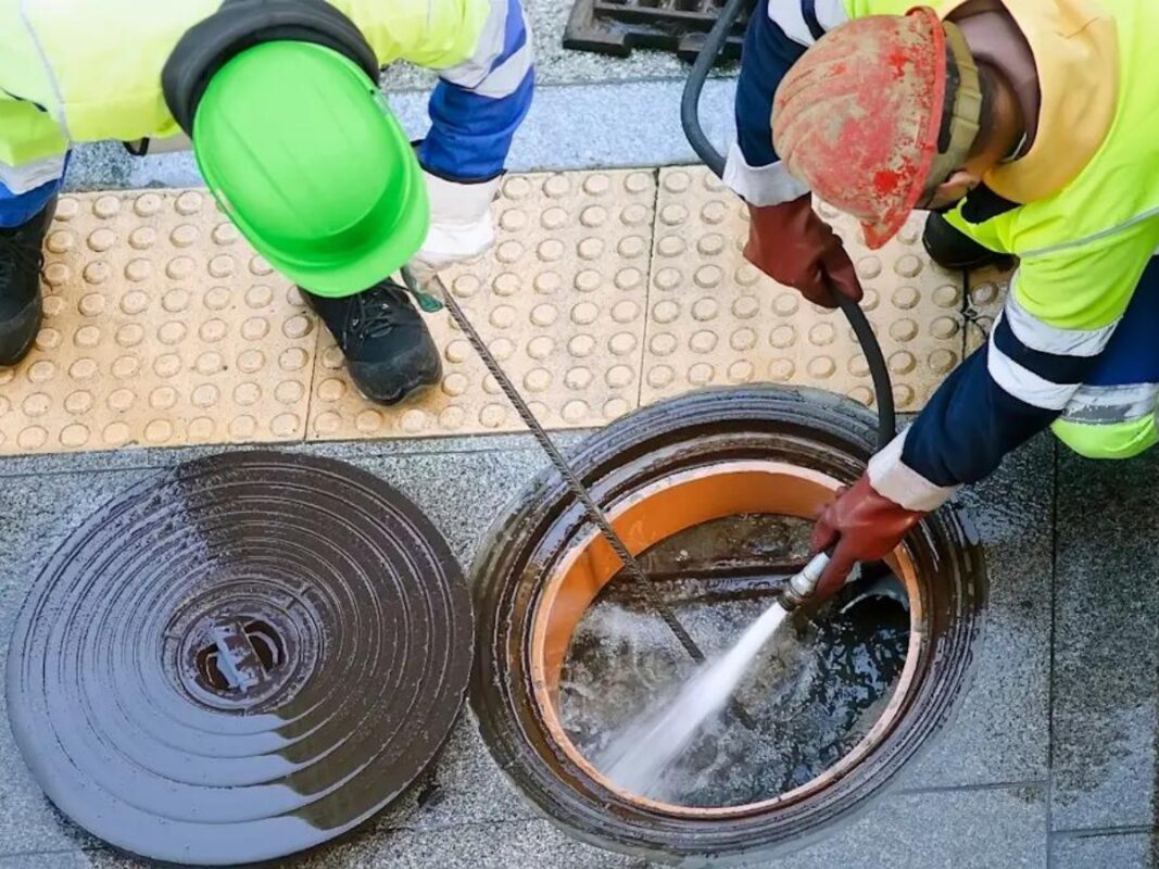 Sewer Cleaner Truck