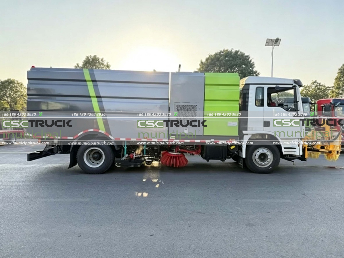 3 SHACMAN L3000 Fence Sweeper Truck