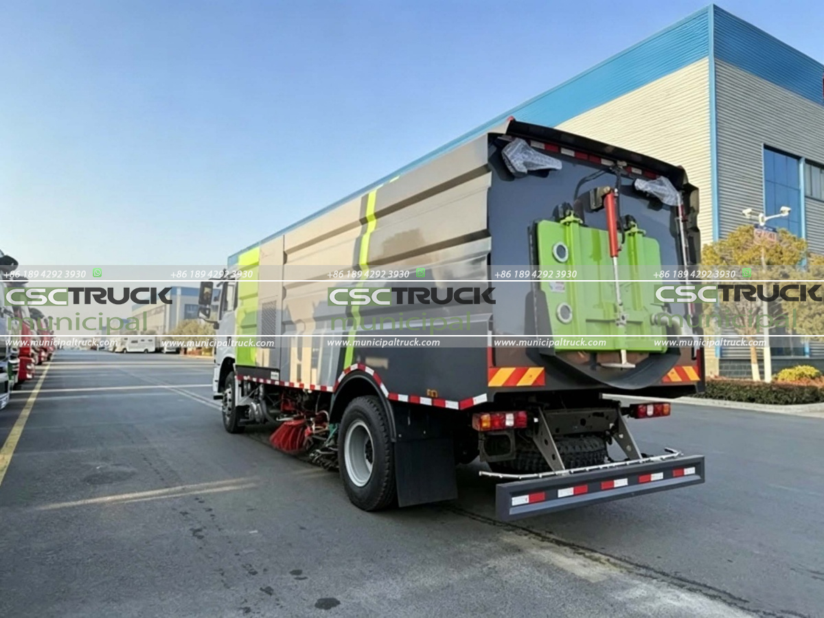 5 SHACMAN L3000 Fence Sweeper Truck
