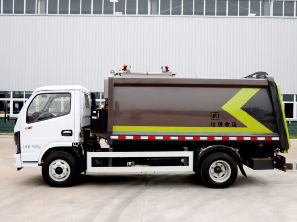 DONGFENG 6CBM Side Loader Garbage Truck