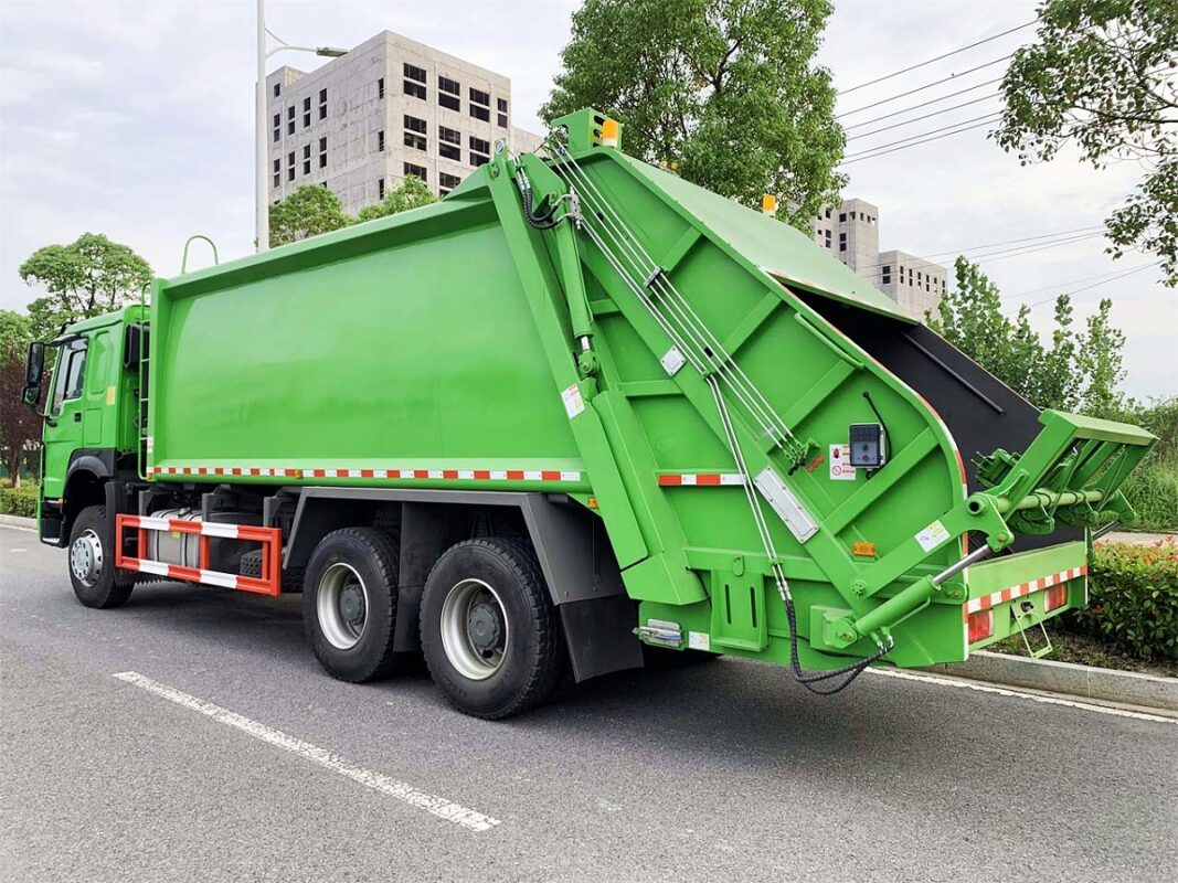 Compactor Garbage Truck