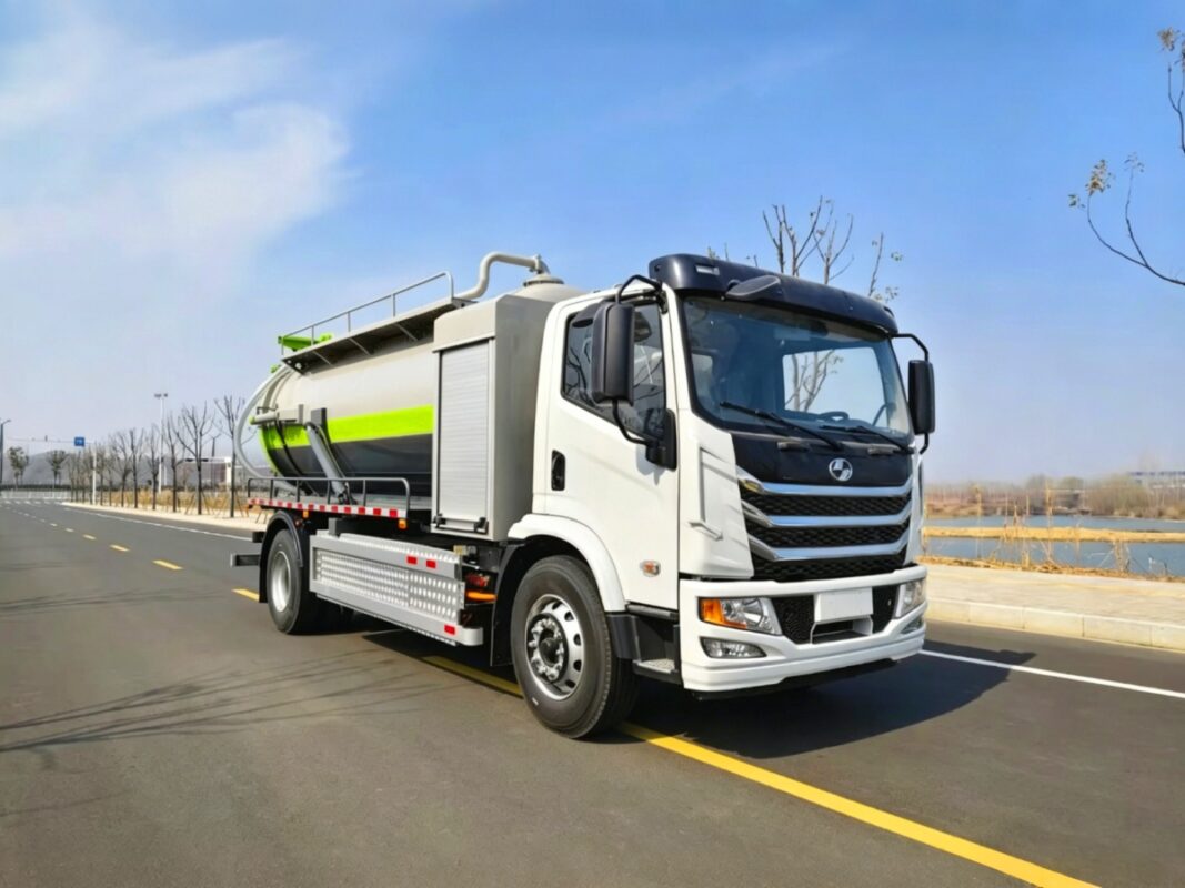 Electric Vacuum Sewer Truck