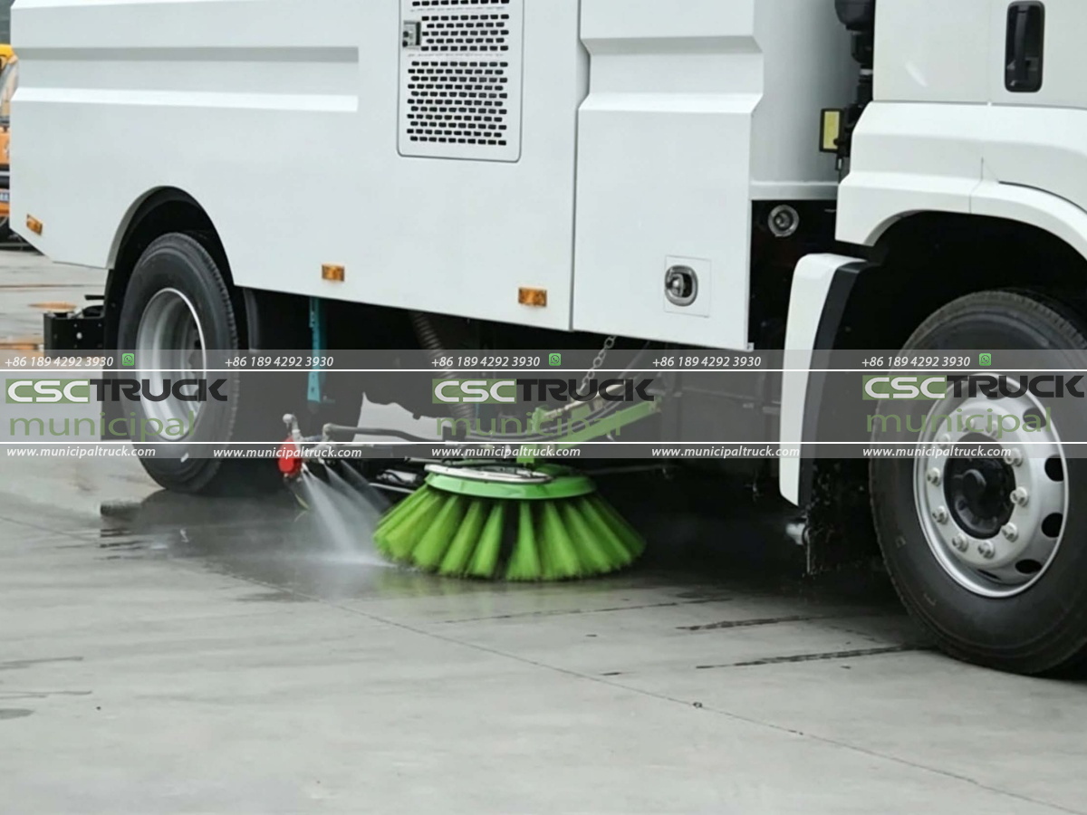 ISUZU sweeper truck 4 ISUZU FVR 15CBM Road Sweeper Truck