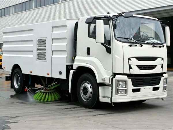 ISUZU FVR 15CBM Road Sweeper Truck