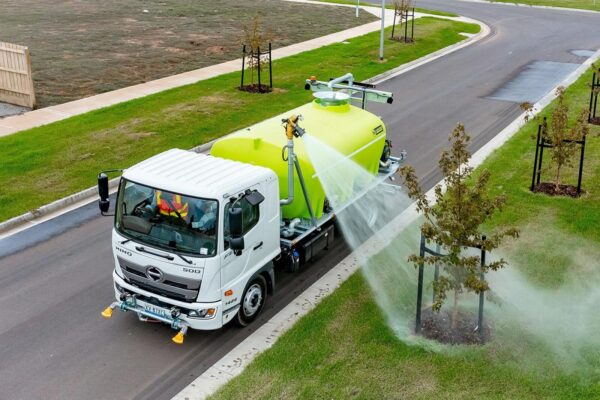 water sprinkler truck