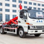 JAC 8 Tons Electric Hook Lift Garbage Truck