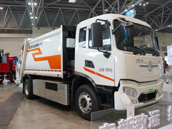 DONGFENG KR 10CBM Electric Compactor Garbage Truck