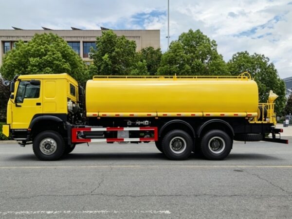 HOWO 6×6 20,000 Liters Water Sprinkler Truck