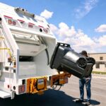 Garbage Compactor Lorry: How Does It Compress Waste? Compactor Garbage Truck