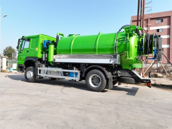 SINOTRUK 10,000L Combo Sewer Jetter Truck