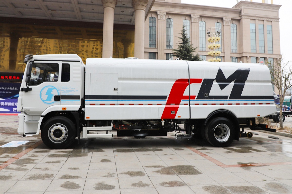 Electric Street Sweepers: Zero Emissions, Lower Noise, Smarter City Cleaning