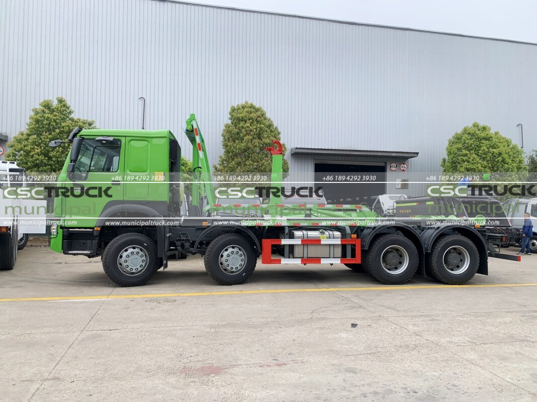 Hook Loader Garbage Truck Delivered to Kenya for Efficient Municipal Waste Collection