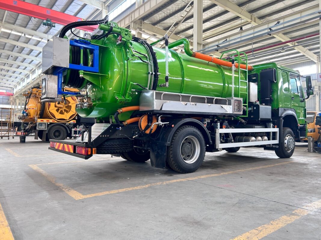 Combo Sewer Jetter Truck
