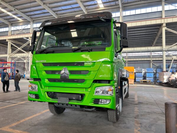 SINOTRUK 10,000L Combo Sewer Jetter Truck